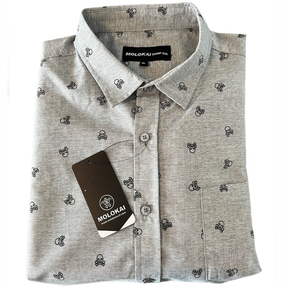 Molokai Surf Other - 6.99$ shipping Molokai Skull Button Up Shirt Grey Long Sleeves XL